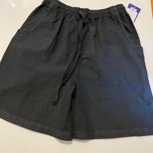 Ragtop USA women shorts. Size S